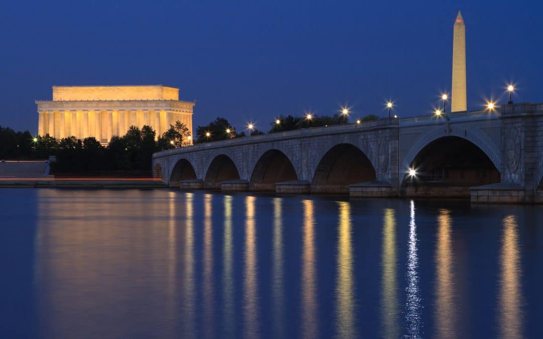 Lincoln Memorial and Washington Monument presented by Vacancy Rewards